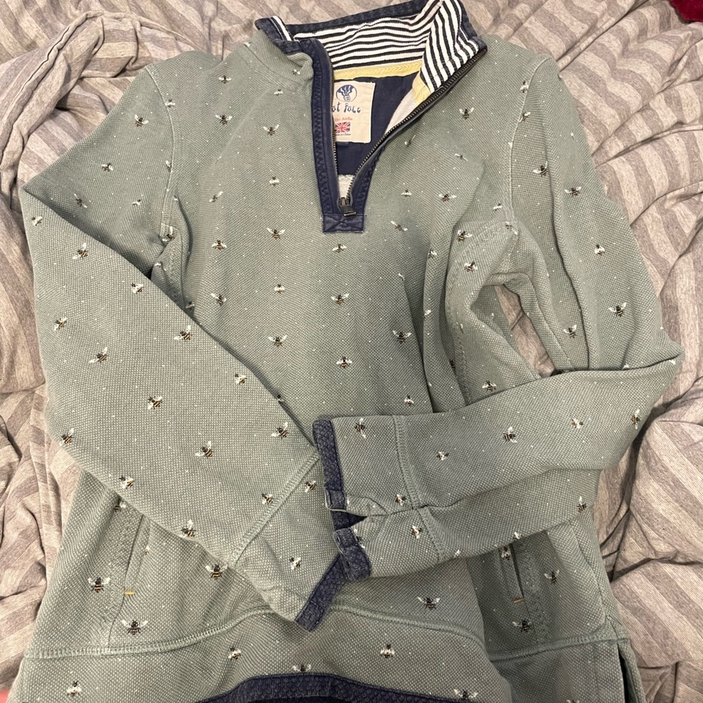 Fat face pull-over hoodie